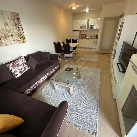City Kvart 1 Bedroom Apartment Podgorica Exterior photo