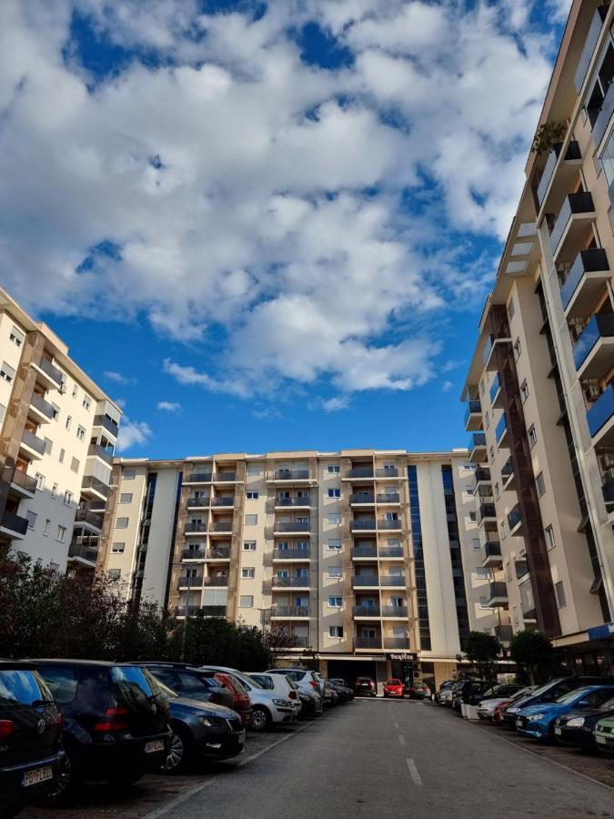 Kvart 1 Bedroom Подгорица